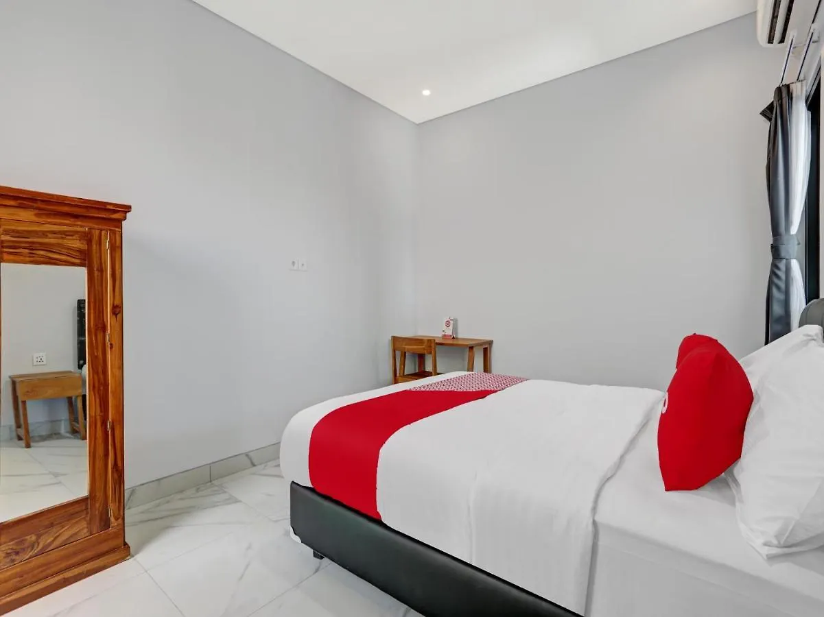 Oyo 90521 Rumah Ibu Jimbaran  2*, Jimbaran (Bali)